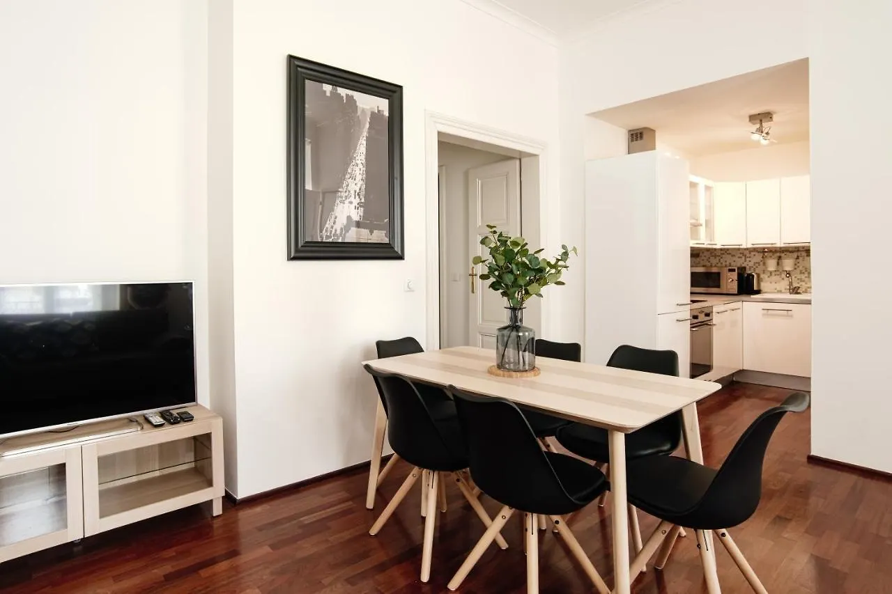 Apartment Gesse Kollarova Prag