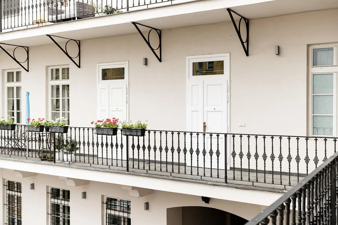 Apartment Gesse Kollarova Prag