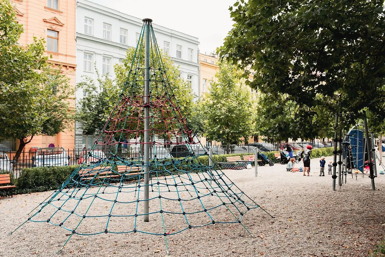 Apartment Gesse Kollarova Prag