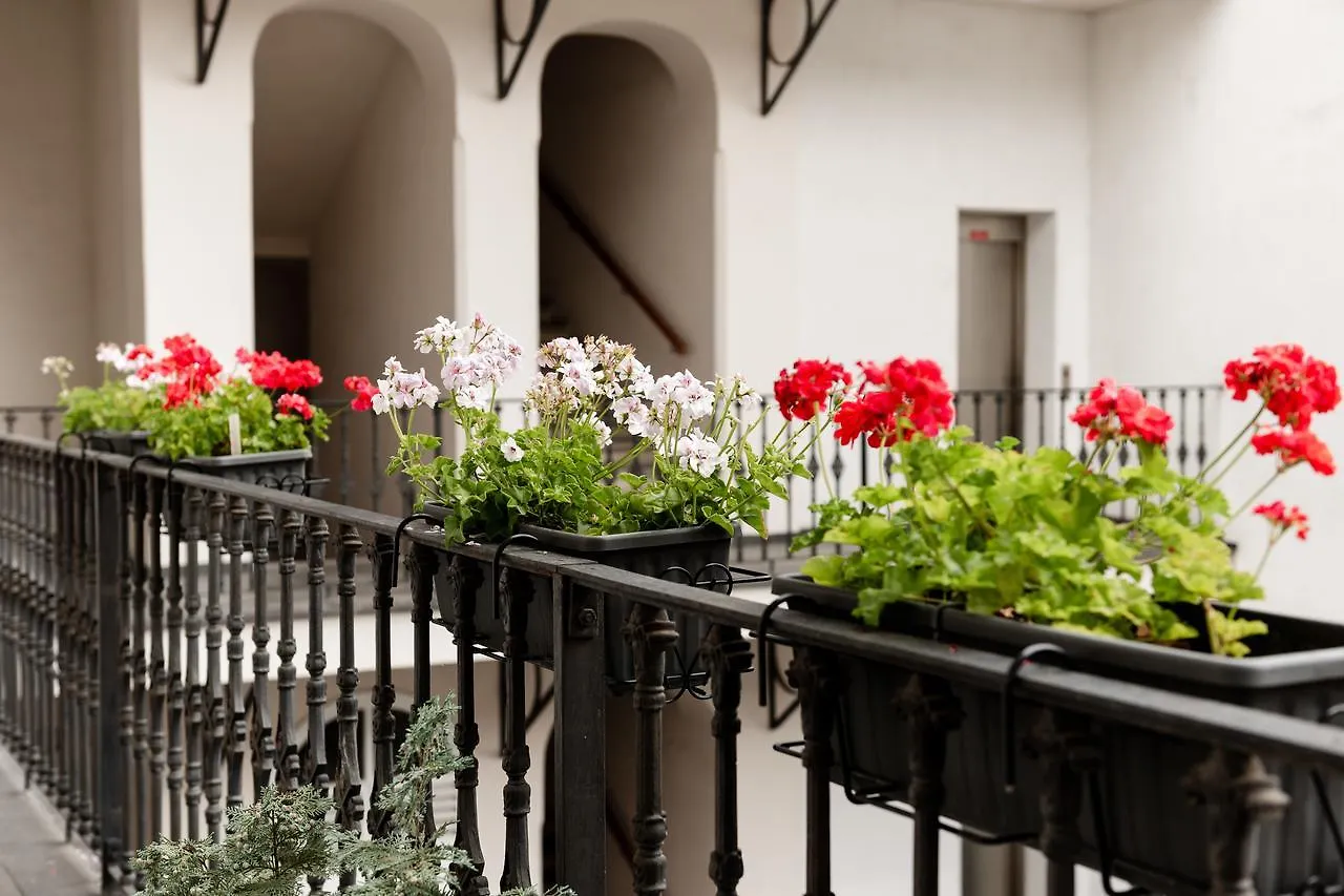 Apartment Gesse Kollarova Prag